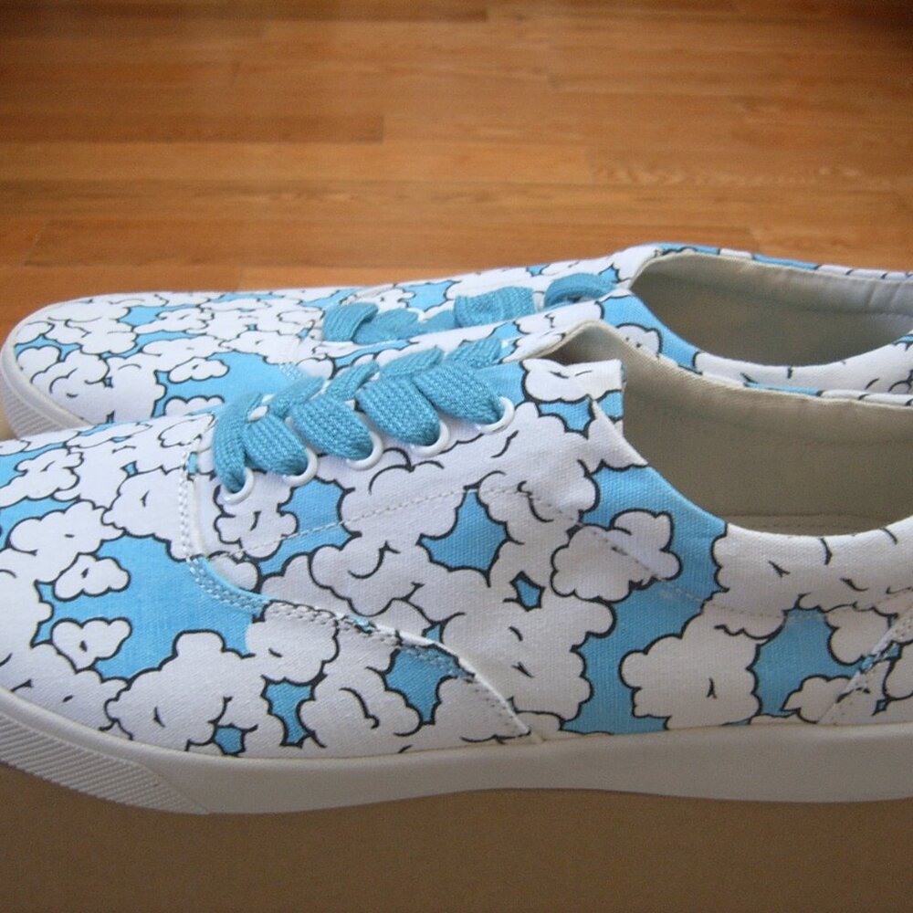 New with Box Bucket Feet Bucketfeet Casual Canvas Low Walking Shoes